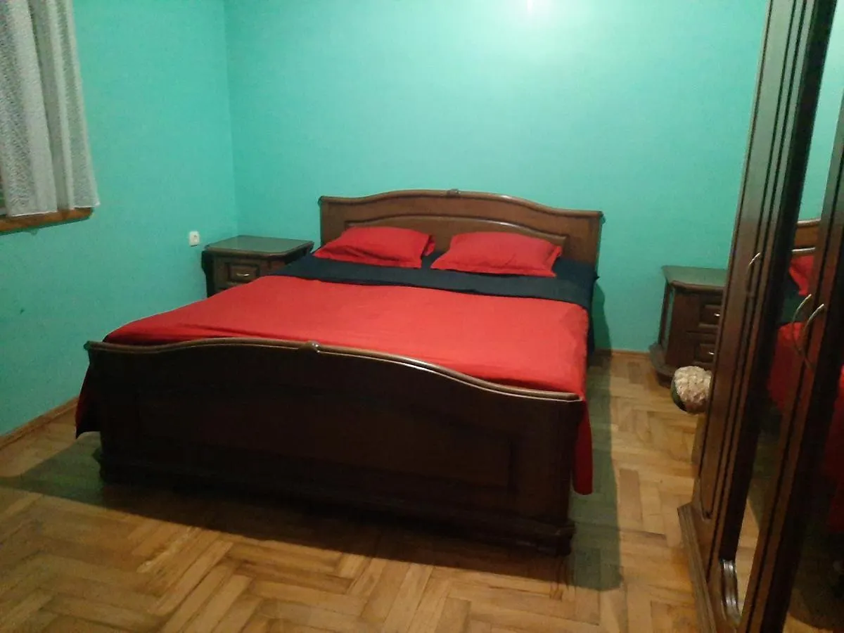 Avtos Guest House Батуми