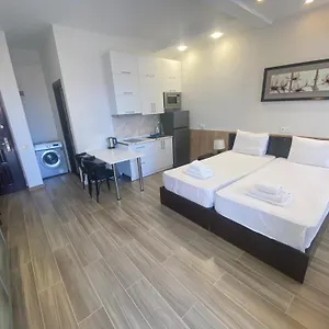 In Mgavrebi Апартаменты